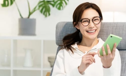 みんなの銀行デビットカードはいつ届く？