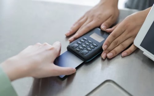 【実店舗編】Olive(オリーブ)のデビットカードの使用方法！