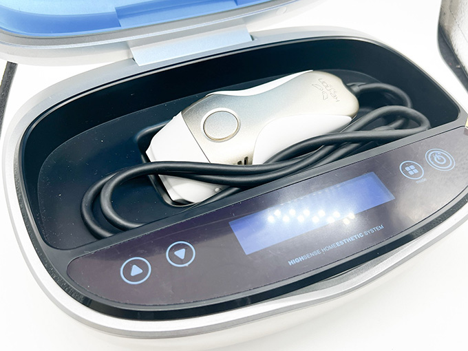 実際にケノンを使ってみて感じたメリット①｜本体ケース・本体のデザインがオシャレ