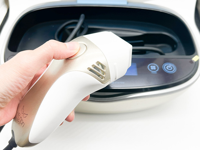 実際にケノンを使ってみて感じたメリット③｜自宅で気軽に光脱毛できる